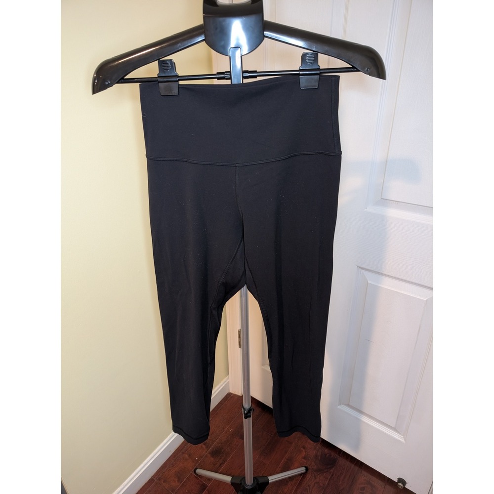 Lululemon Align High-Rise Crop Black Nulu Leggings Square Dot - Size 6 - Picture 2 of 5